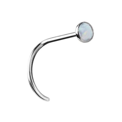 Bijou de nez avec une opale Bijou de nez avec une opale